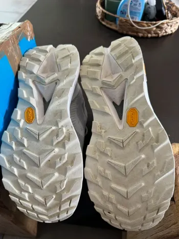 Použité Hoka Vibram Trail Running Shoes bike — obrázek 4 z 5