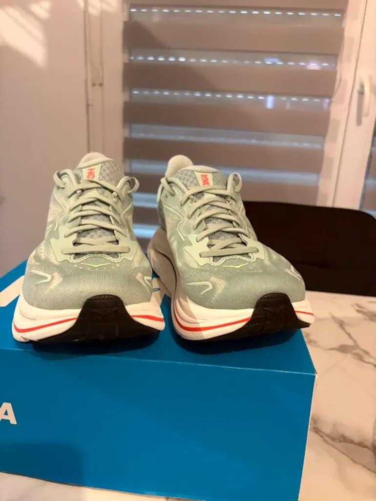 Použité Hoka Clifton 10 bike — obrázek 2 z 10