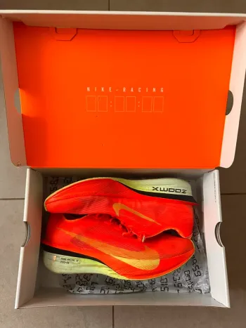 Used Nike ZoomX Vaporfly 4 Running Shoes
