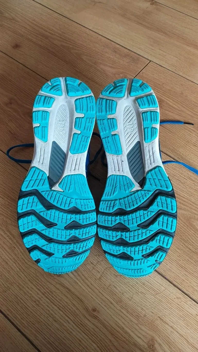 Použité Asics Kayano 28 bike — obrázek 13 z 14