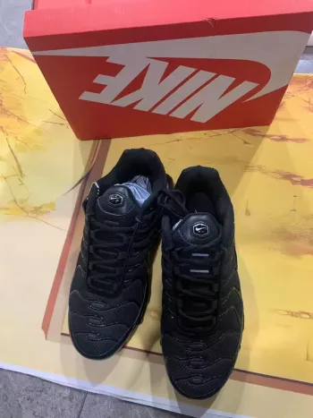 Used Nike Air TN Running Shoes