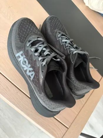 Used Hoka Mach 6 Running Shoes