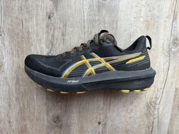 Used Asics GT-1000 14 GTX bike — image 2 of 9