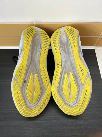 Gebrauchtes Asics Novablast 5 bike — Bild 5 von 12