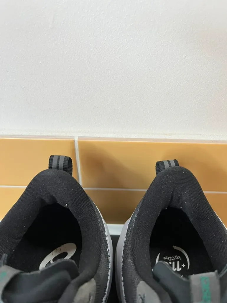 Gebrauchtes Asics Novablast 5 bike — Bild 12 von 12
