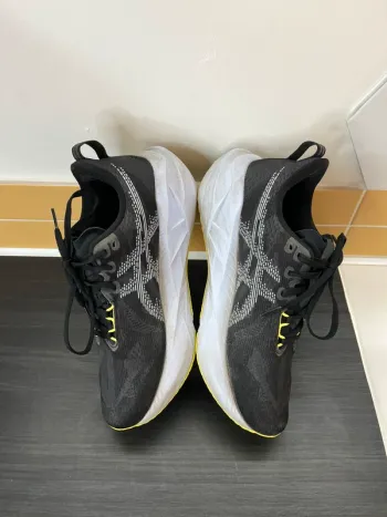 Gebrauchtes Asics Novablast 5 bike — Bild 4 von 12