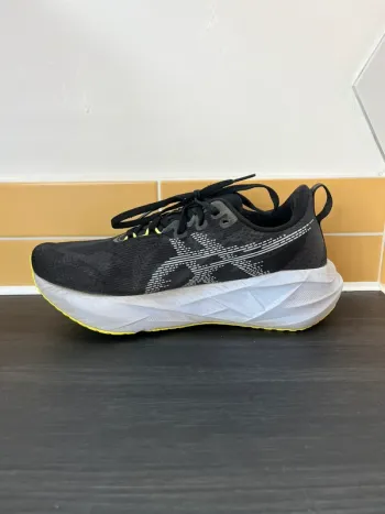 Gebrauchtes Asics Novablast 5 bike — Bild 8 von 12