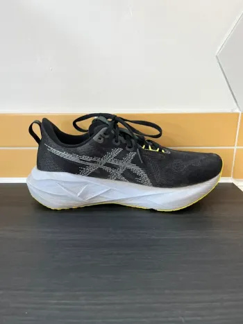 Gebrauchtes Asics Novablast 5 bike — Bild 10 von 12