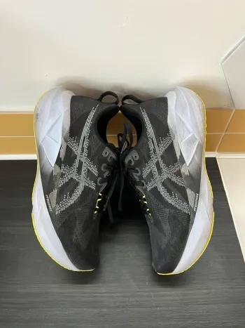 Gebrauchtes Asics Novablast 5 bike — Bild 3 von 12