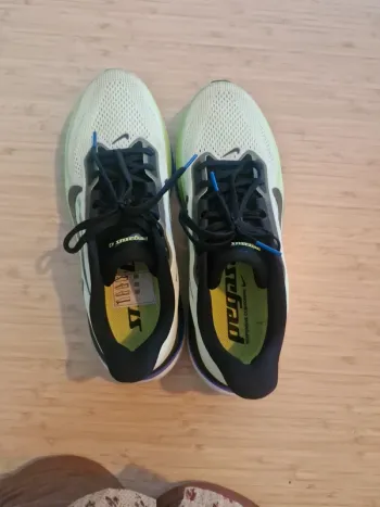 Pegasus Air Zoom Running Shoes de segunda mano
