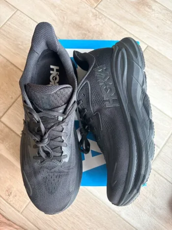 Hoka Clifton 10 bike d'occasion — image 3 sur 6