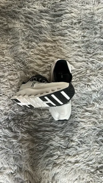 Tweedehands On Running On Shoes bike — afbeelding 5 van 7