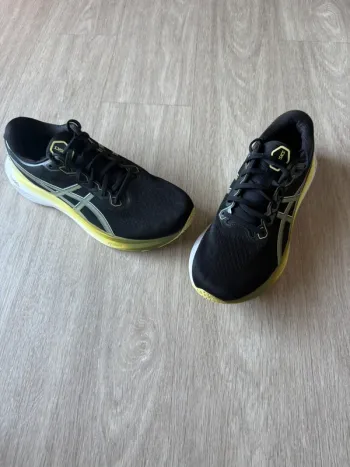 Used Asics Gel Kayano 30 bike — image 2 of 6