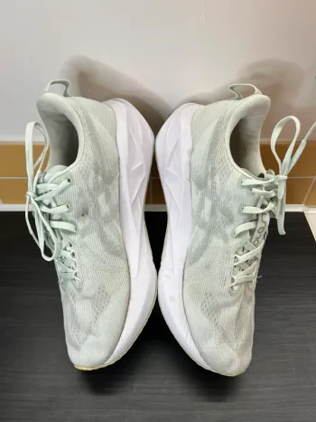 Käytetty Asics Novablast 5 bike — kuva 4 / 13