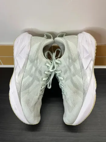 Käytetty Asics Novablast 5 bike — kuva 3 / 13