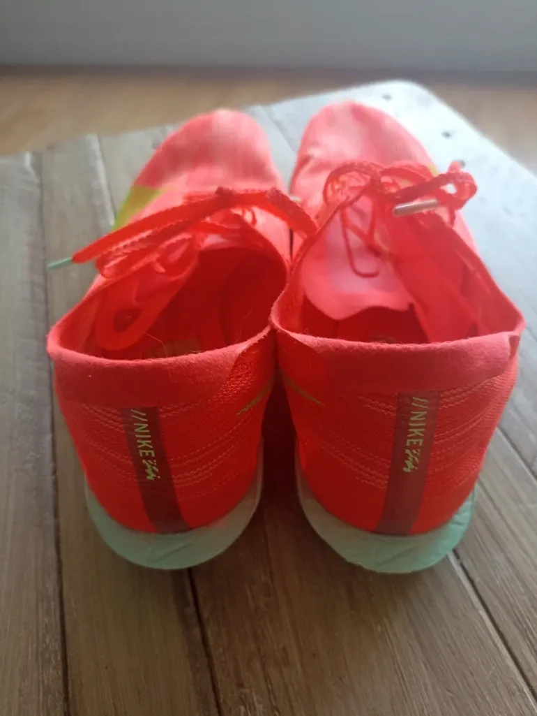 Used Nike ZoomX Streakfly bike — image 4 of 5