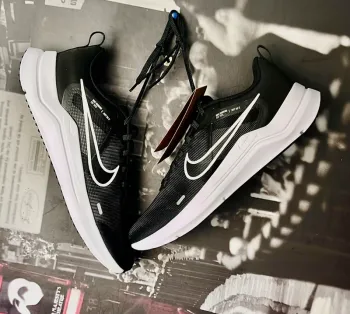 Gebrauchtes Nike Sneaker Schwarz/Weiß bike — Bild 5 von 5
