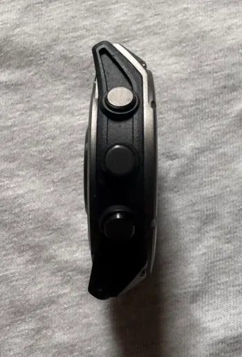 Used Garmin Fenix 8 bike — image 4 of 9