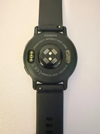 Used Garmin vívoactive 5 bike — image 3 of 3