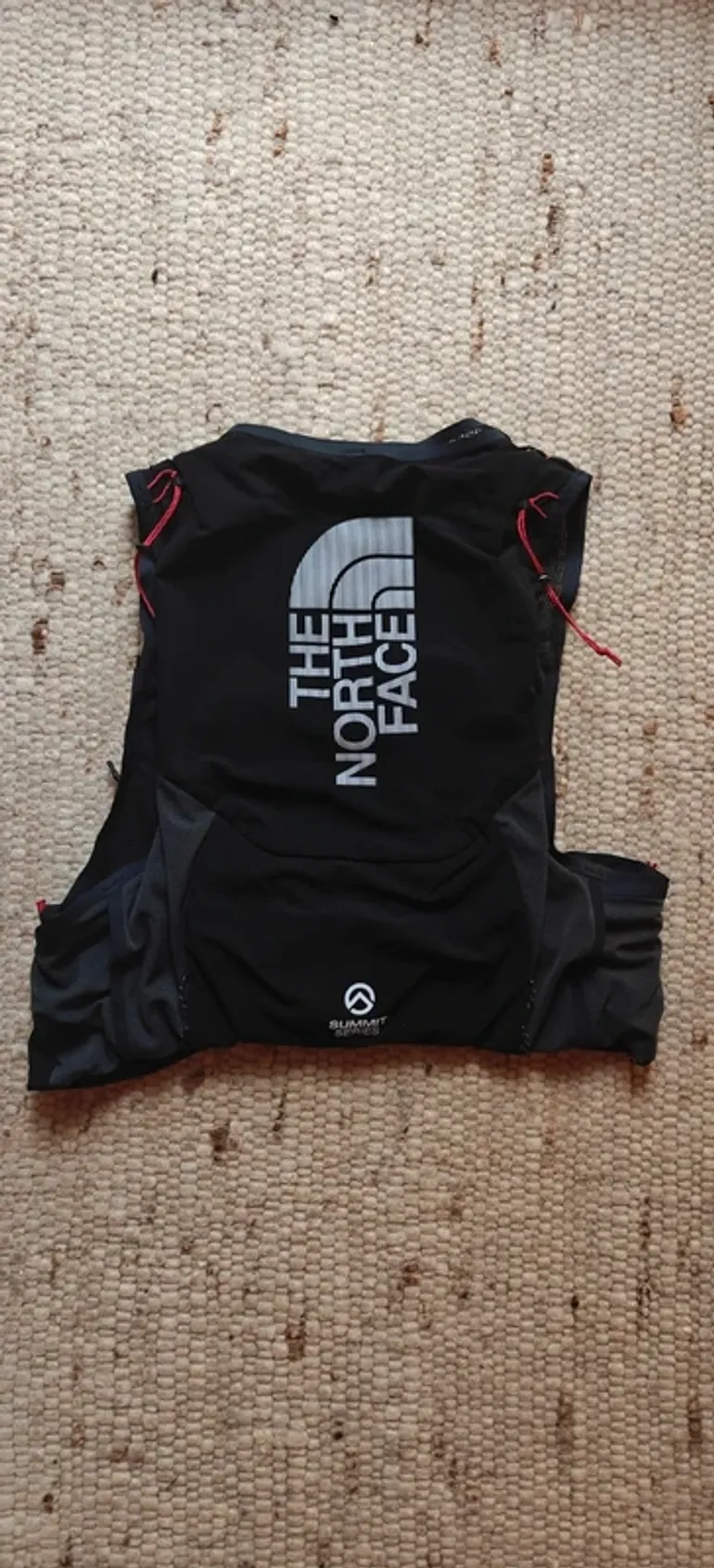 The North Face Summit Run Vest 10L bike d'occasion — image 2 sur 3