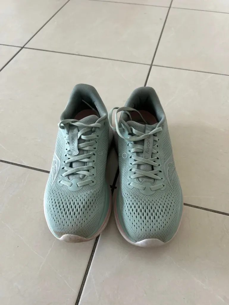 Used Saucony Endorphin Trainer bike — image 2 of 4