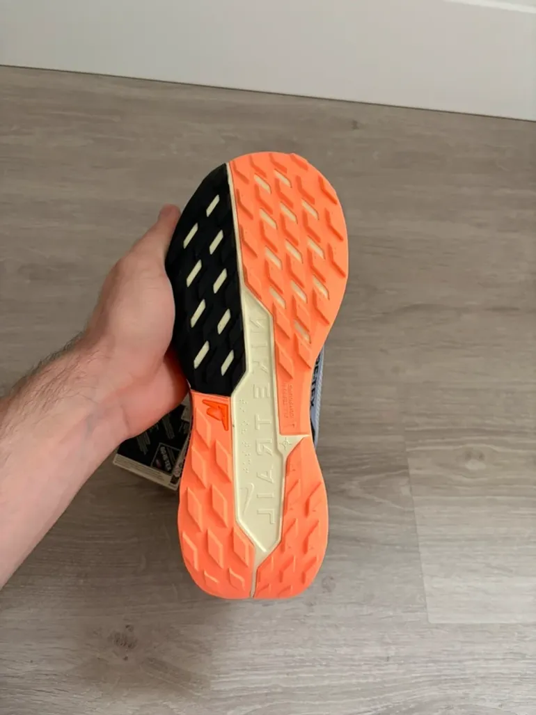 Used Nike Trail 5 GTX bike — image 8 of 10