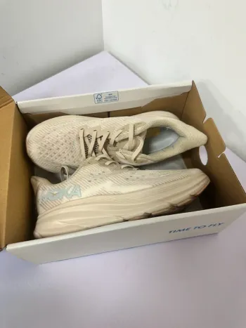 Used Hoka Shoes size 38 Running Shoes