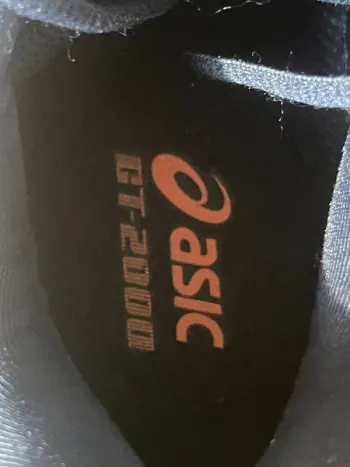 Used Asics GT-2000 bike — image 4 of 7