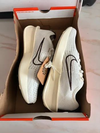 Použité Nike Interact Run Running Shoes