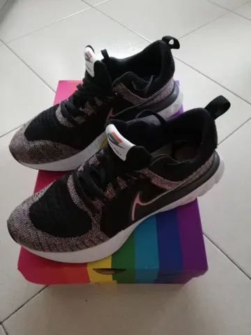 Tweedehands Scarpa React Infinity Run Flyknit 2 Running Shoes