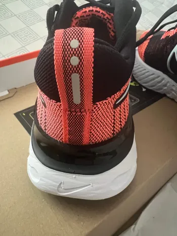 Tweedehands Nike React Infinity Run Flyknit 2 bike — afbeelding 8 van 15