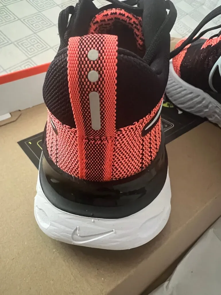 Tweedehands Nike React Infinity Run Flyknit 2 bike — afbeelding 8 van 15