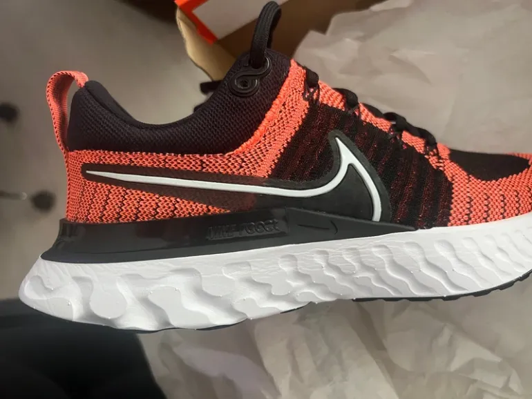 Tweedehands Nike React Infinity Run Flyknit 2 bike — afbeelding 11 van 15
