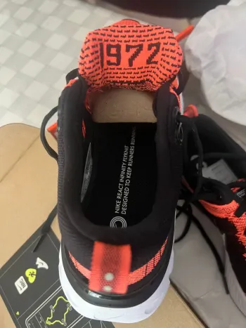 Tweedehands Nike React Infinity Run Flyknit 2 bike — afbeelding 15 van 15