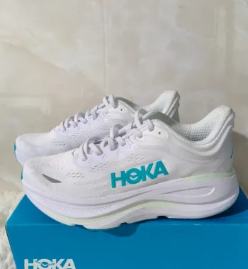 Hoka Shoes Running Shoes usato