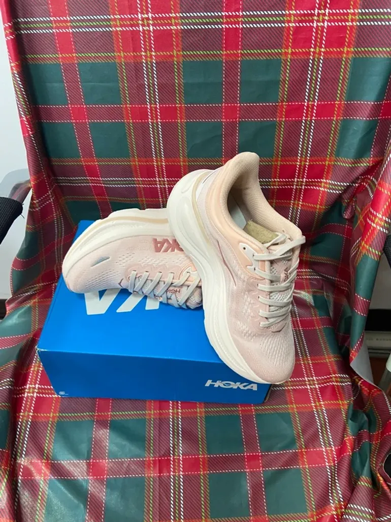 Rose Hoka Laufschuhe bike d'occasion — image 3 sur 5