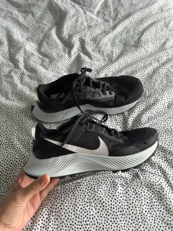 Brugt Pegasus Trail 3 Running Shoes