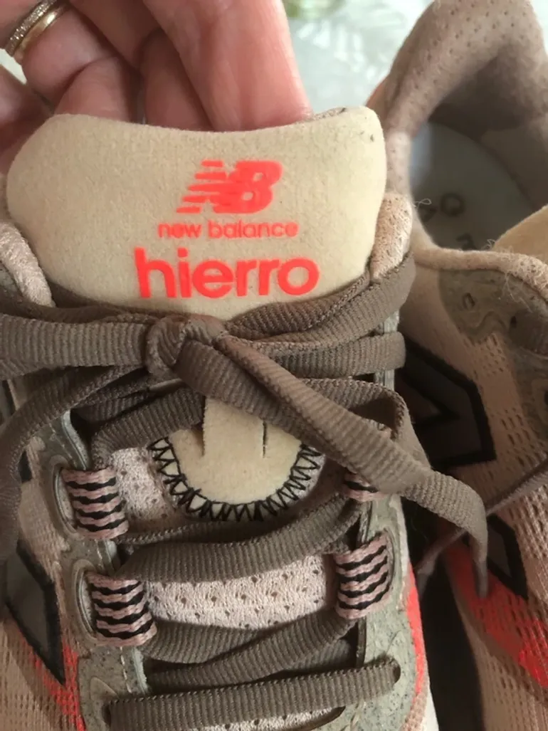 New Balance Hierro bike de segunda mano — imagen 2 de 7