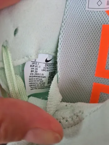 Nike ReactX Infinity Run bike usato — immagine 5 di 8