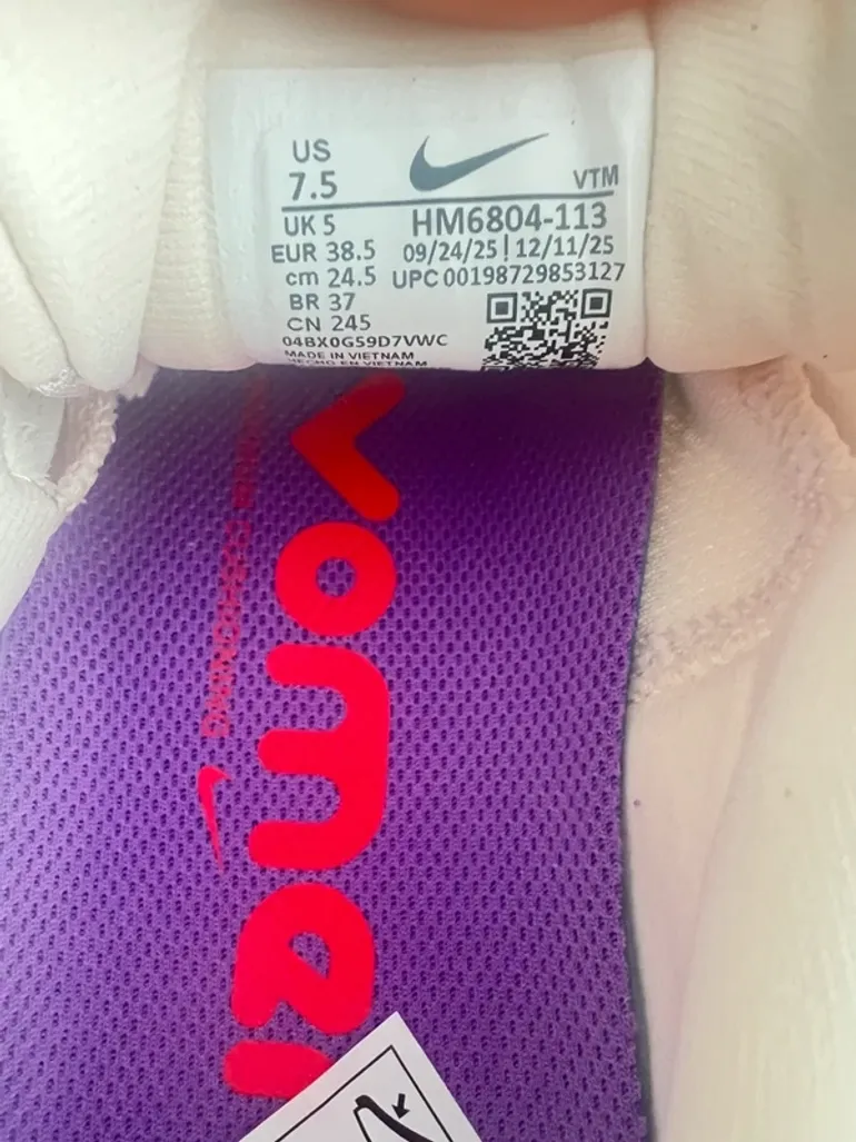 Nike Vomero 18 bike usato — immagine 10 di 11