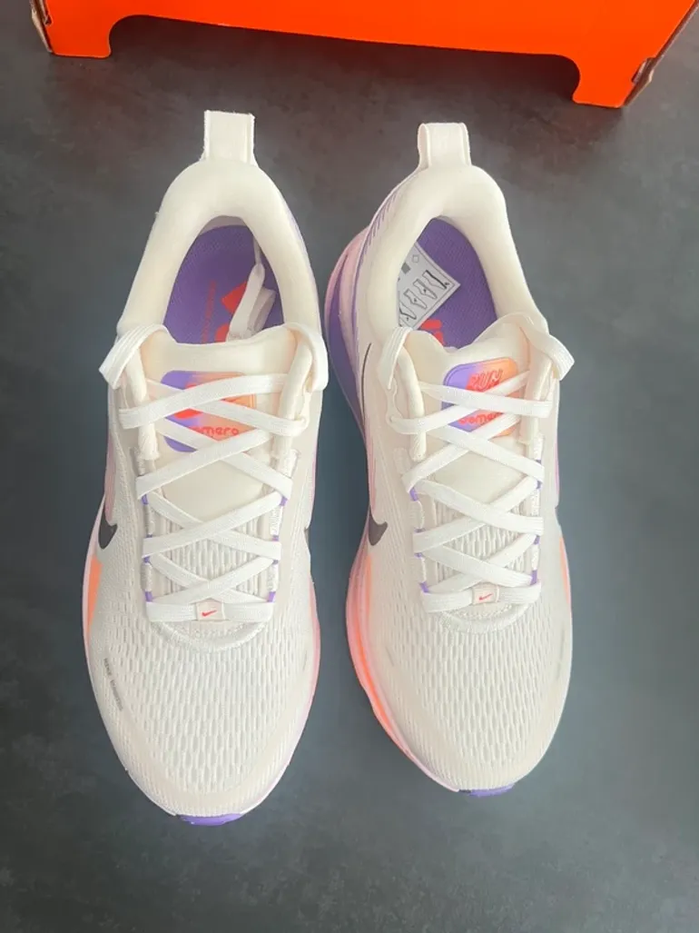 Nike Vomero 18 bike usato — immagine 7 di 11