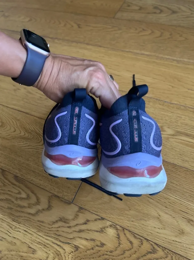 Used Asics Gel Cumulus bike — image 4 of 10