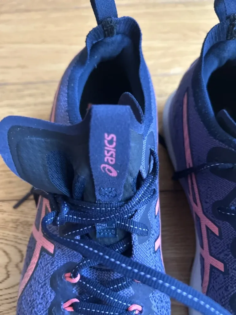 Used Asics Gel Cumulus bike — image 7 of 10
