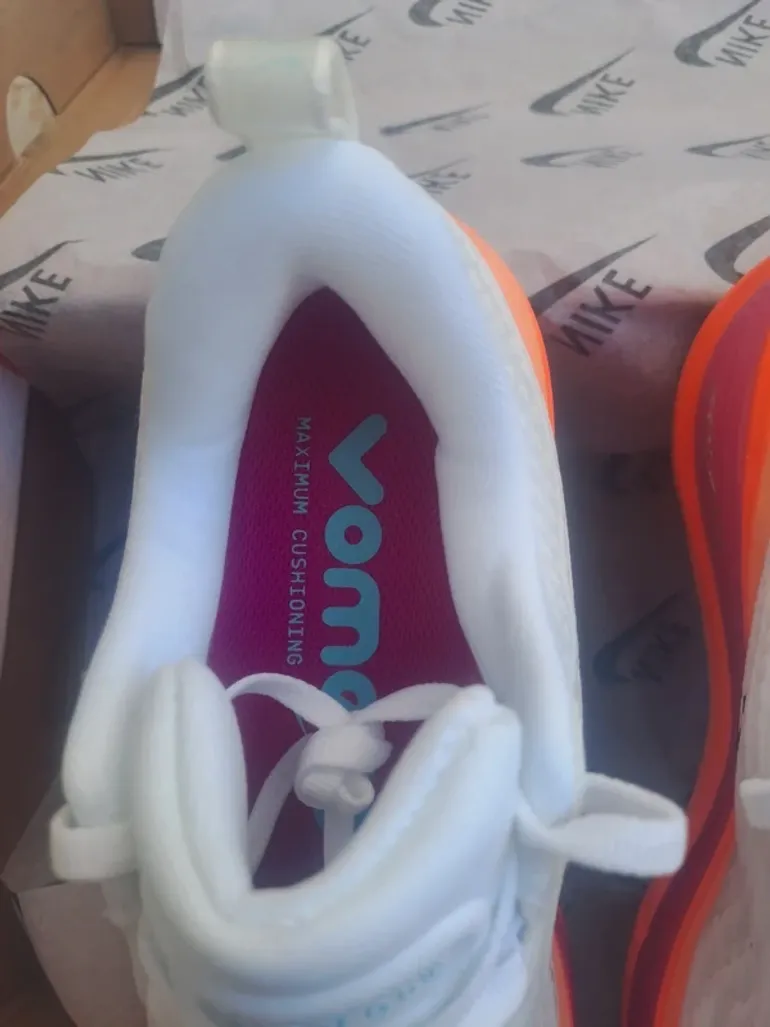 Used Nike Vomero Plus Run bike — image 6 of 12