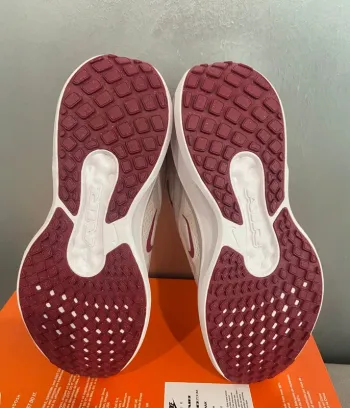 Tweedehands Nike Air Winflo 11 bike — afbeelding 7 van 9