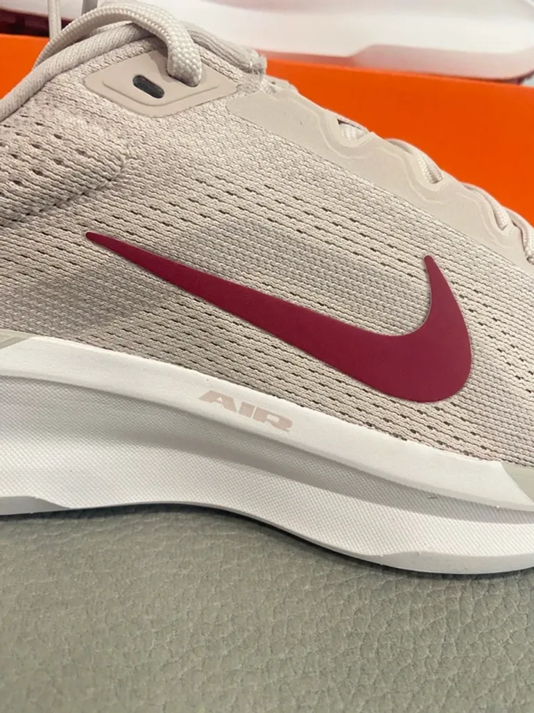 Tweedehands Nike Air Winflo 11 bike — afbeelding 3 van 9
