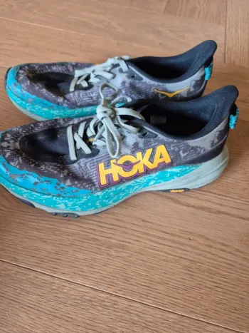Used Hoka Speedgoat 6 Running Shoes