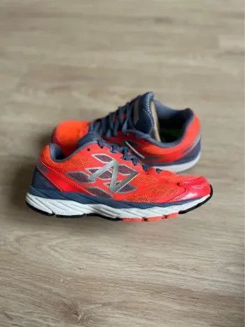 Used New Balance 880v5 Running Shoes