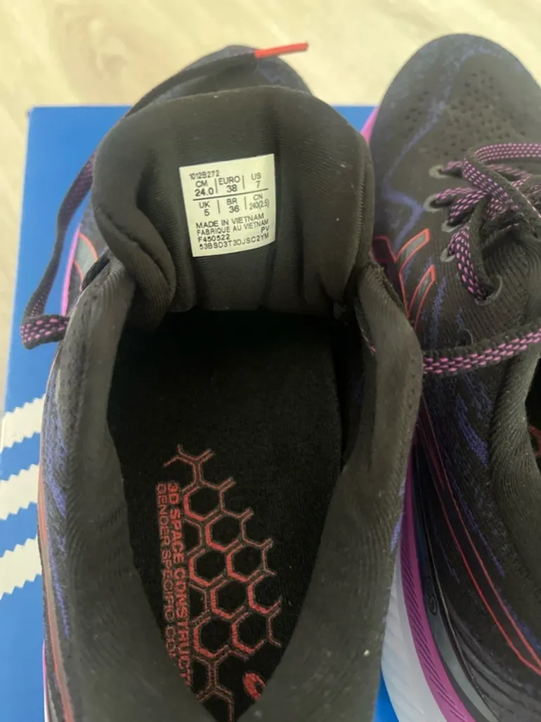 Tweedehands Asics Running Shoes bike — afbeelding 8 van 8