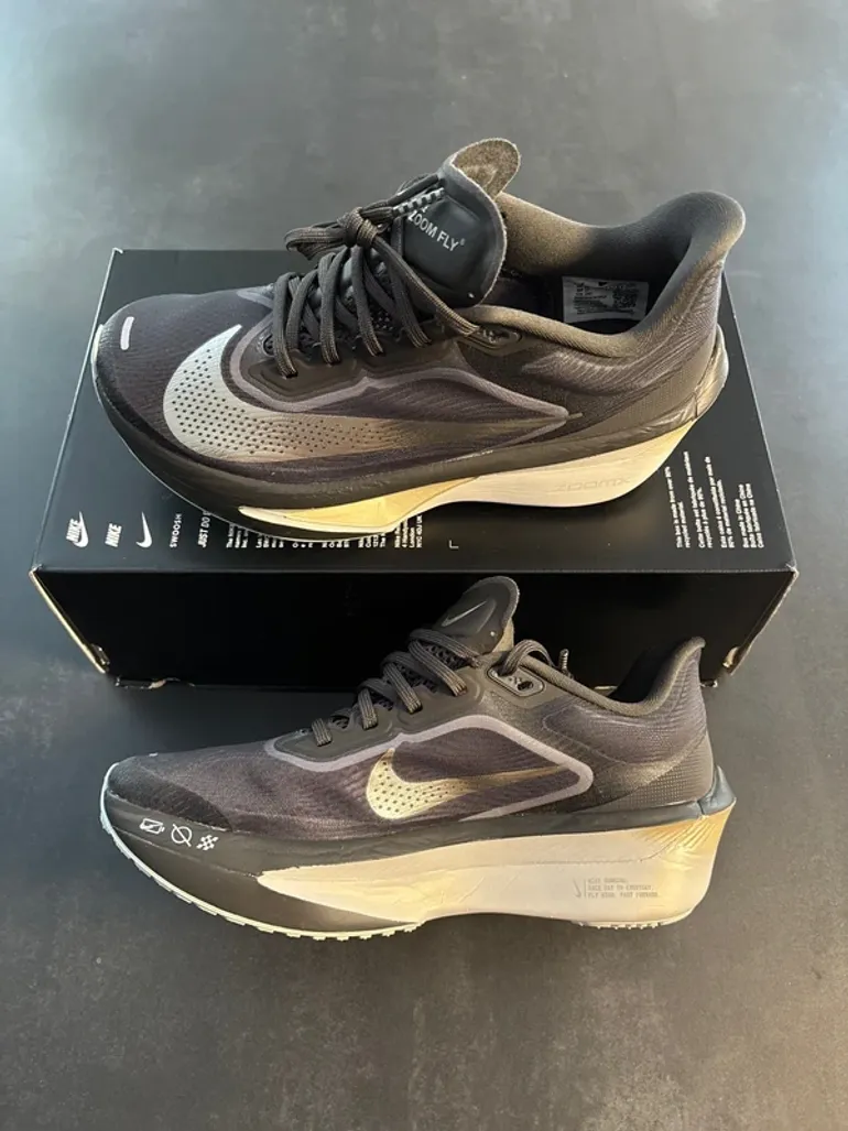 Used Nike Zoom Fly 6 bike — image 2 of 30